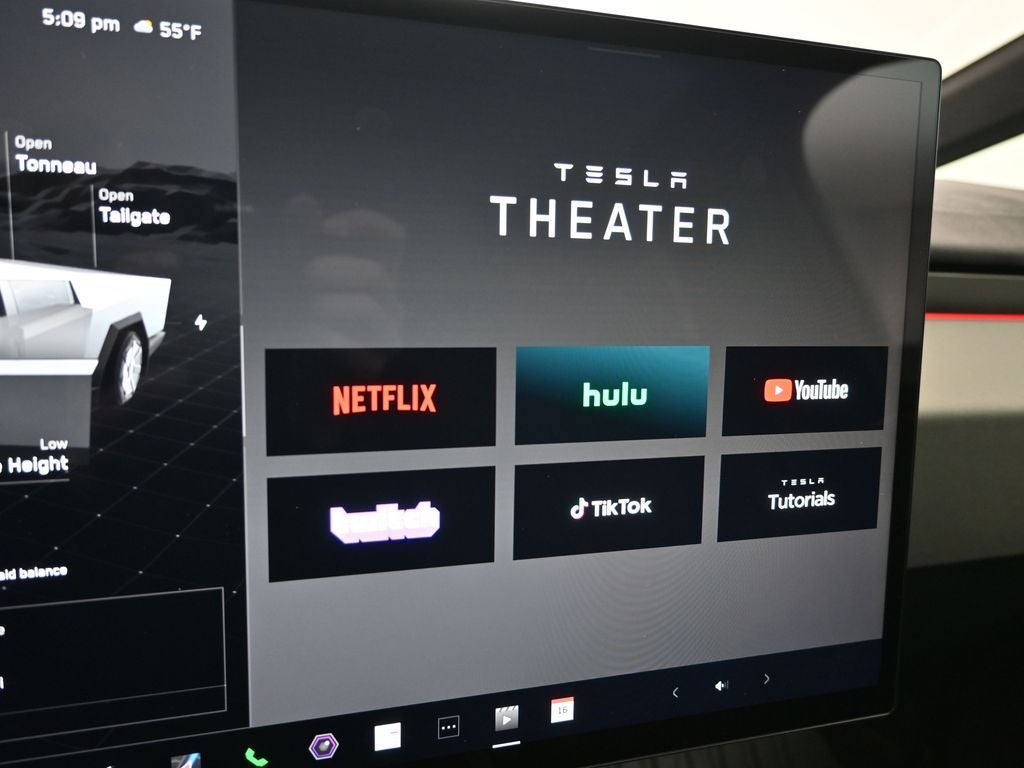 2024 Tesla Cybertruck Cyberbeast