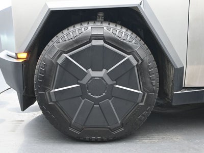 2024 Tesla Cybertruck Cyberbeast