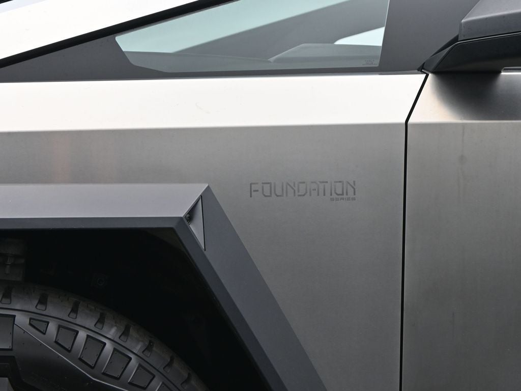 2024 Tesla Cybertruck Cyberbeast