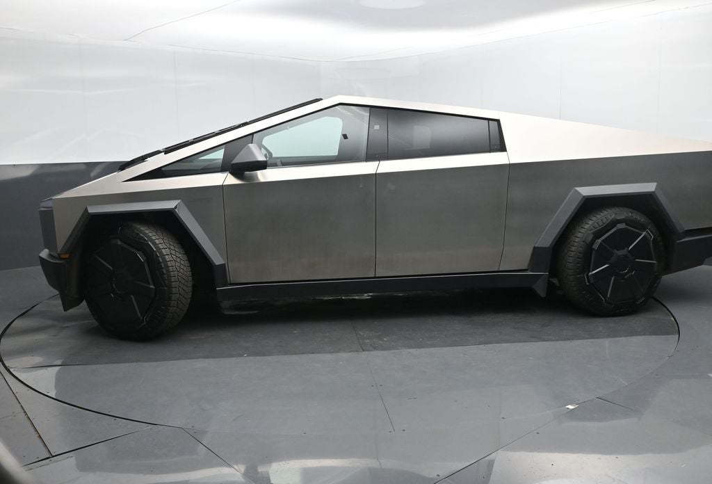 2024 Tesla Cybertruck Cyberbeast
