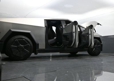 2024 Tesla Cybertruck Cyberbeast
