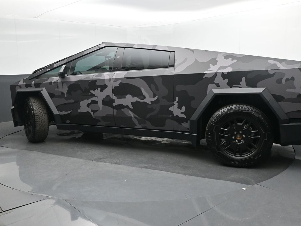 2024 Tesla Cybertruck Cyberbeast