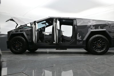 2024 Tesla Cybertruck Cyberbeast