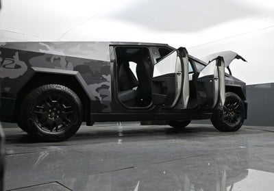 2024 Tesla Cybertruck Cyberbeast