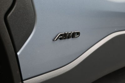 2023 Toyota Corolla Cross Hybrid SE