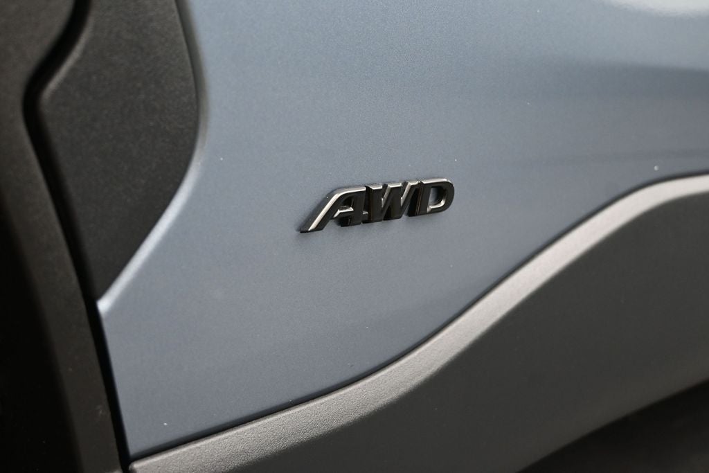2023 Toyota Corolla Cross Hybrid SE
