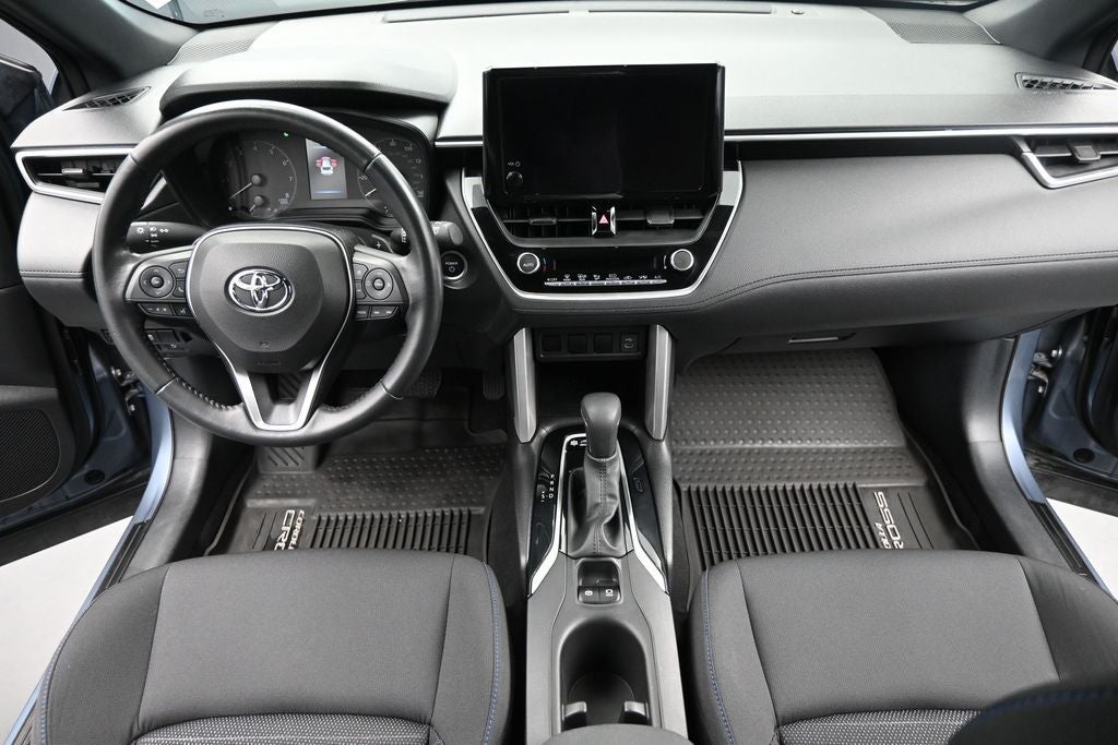 2023 Toyota Corolla Cross Hybrid SE