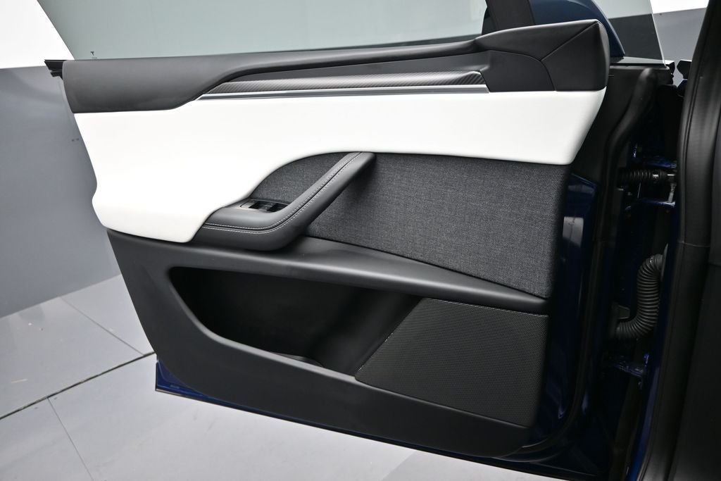 2023 Tesla Model X Plaid