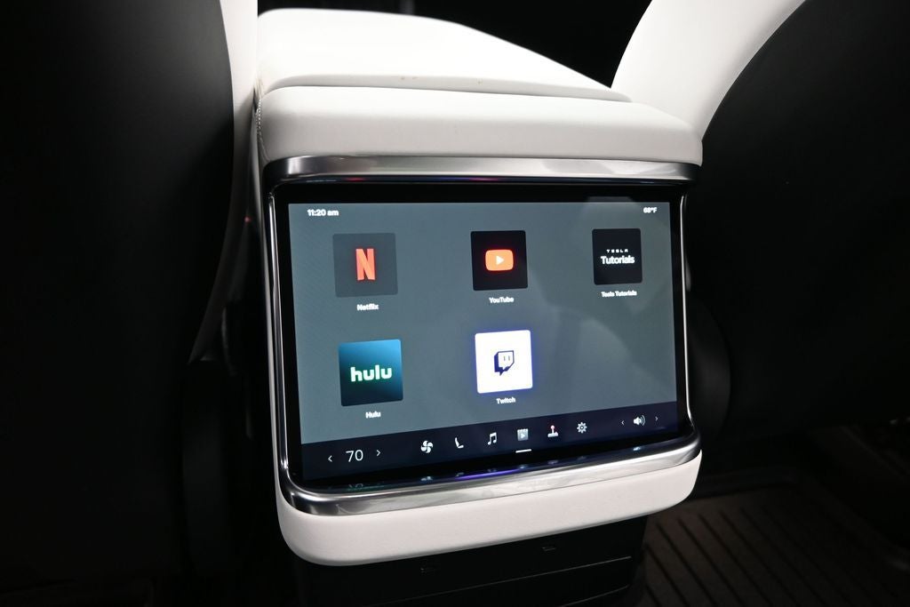 2023 Tesla Model X Plaid