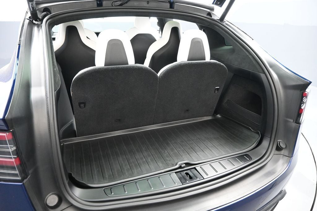 2023 Tesla Model X Plaid