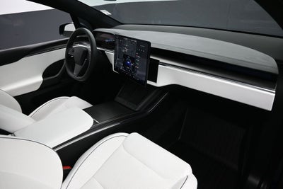 2023 Tesla Model X Plaid