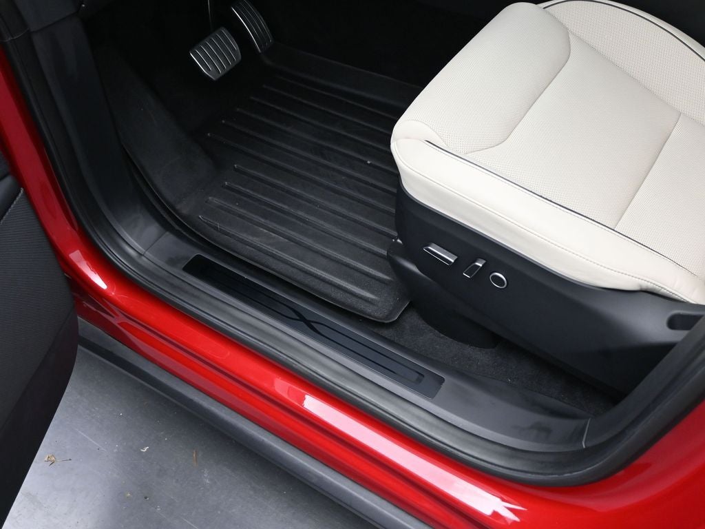 2023 Tesla Model X Plaid