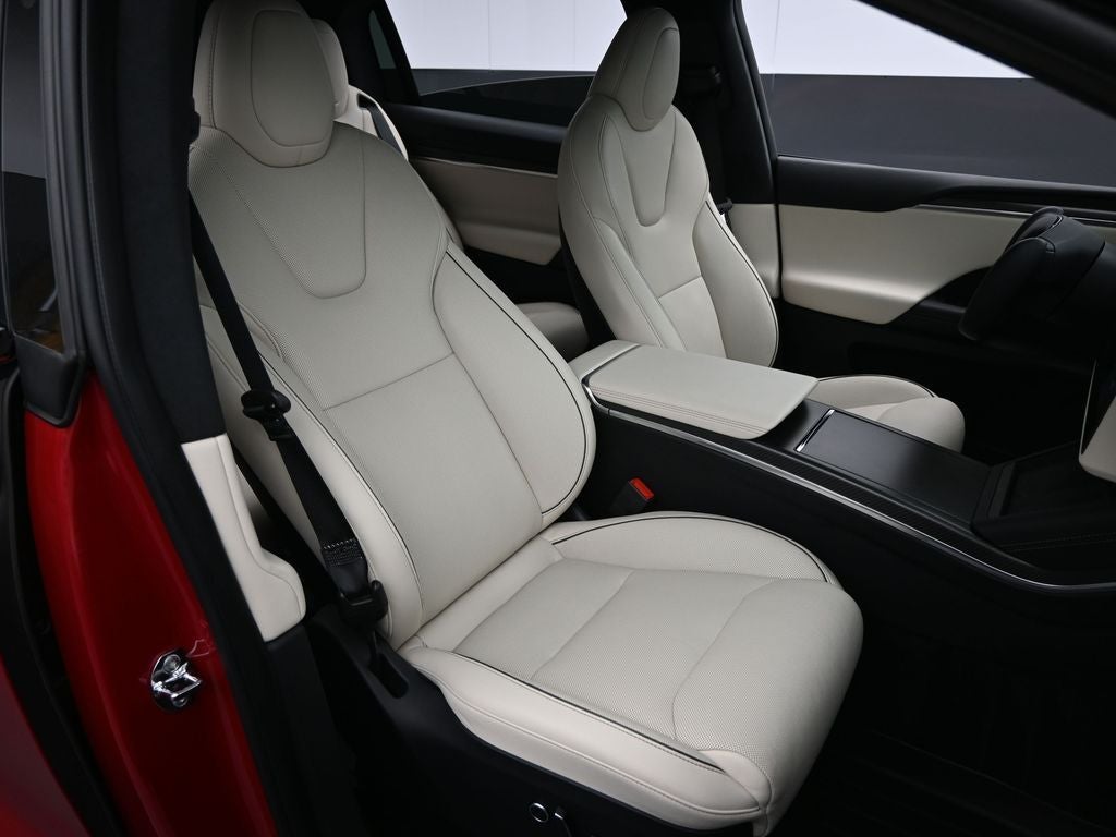 2023 Tesla Model X Plaid