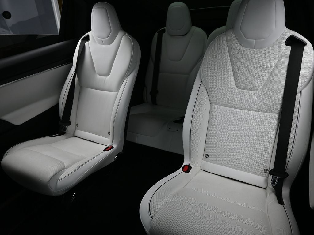 2022 Tesla Model X Plaid