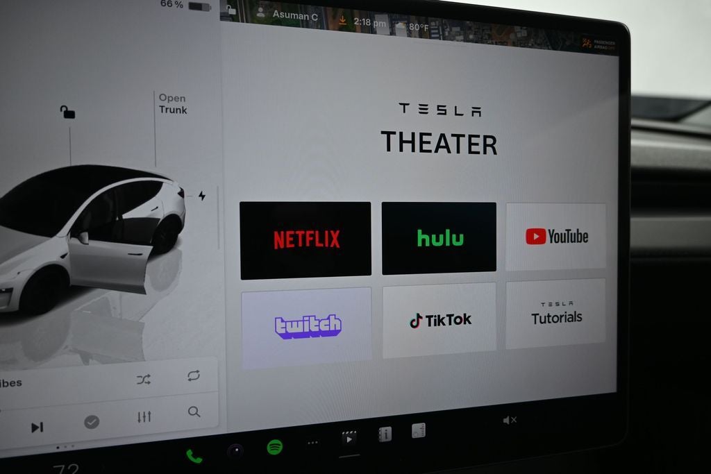 2026 Tesla Model Y Base