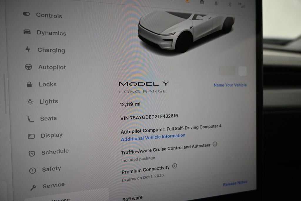 2026 Tesla Model Y Base