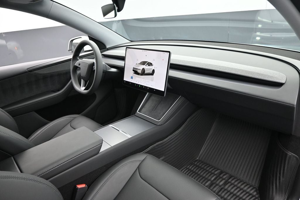 2026 Tesla Model Y Base