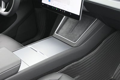 2026 Tesla Model Y Base