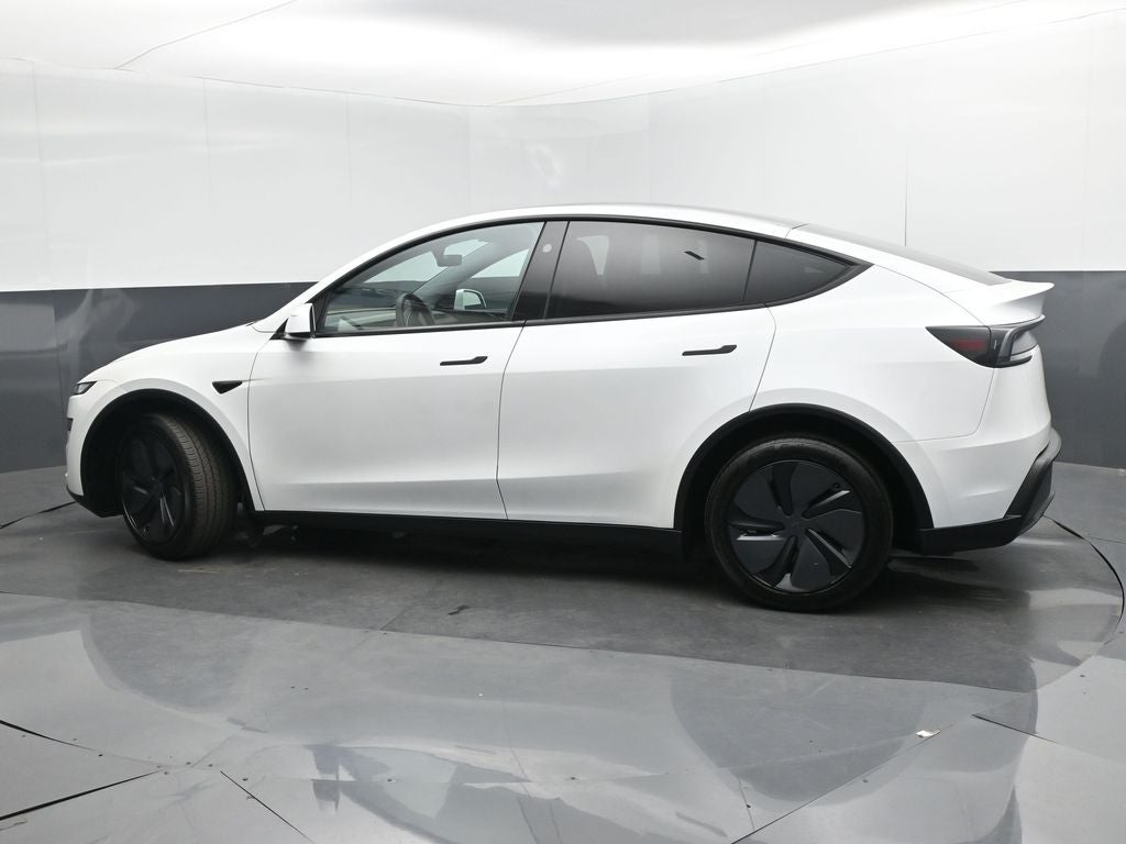 2026 Tesla Model Y Base
