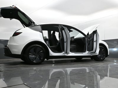 2026 Tesla Model Y Base