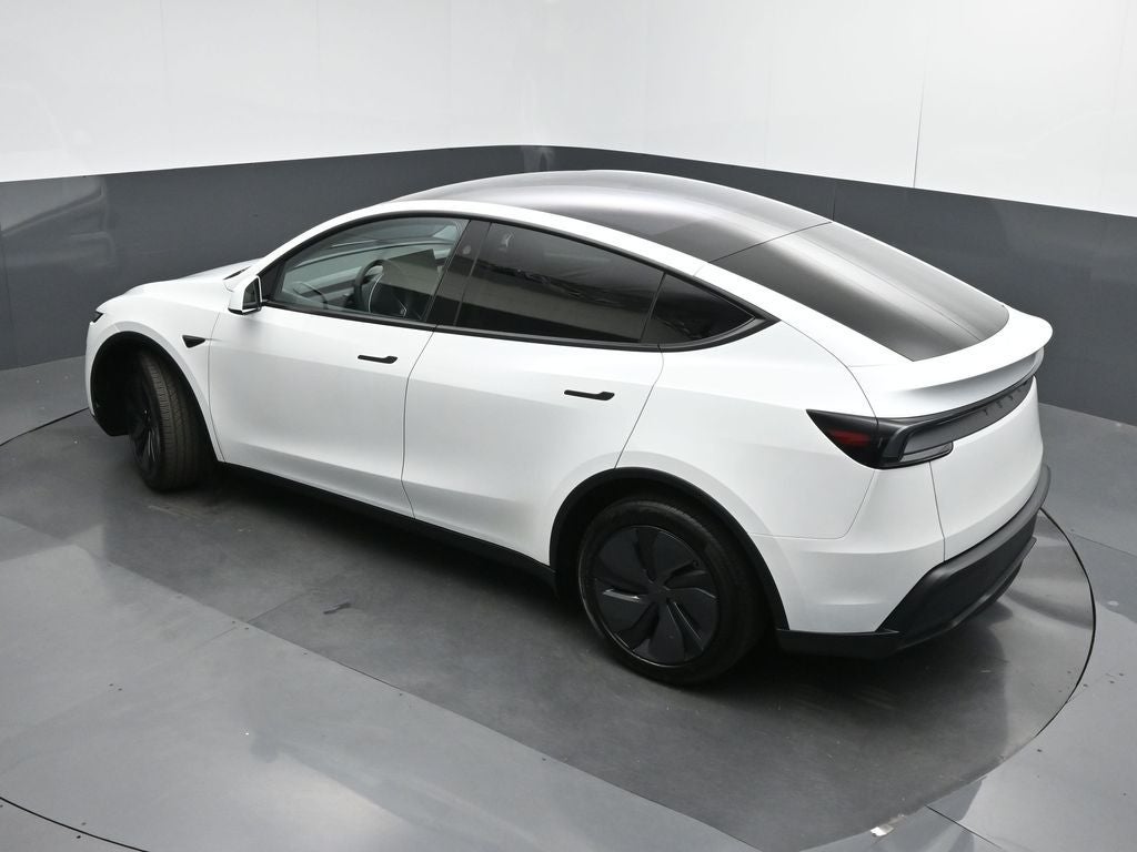 2026 Tesla Model Y Base