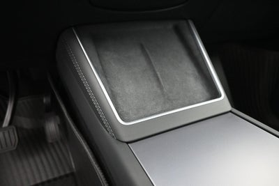 2026 Tesla Model Y Base