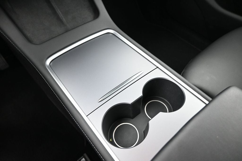 2023 Tesla Model Y Standard AWD