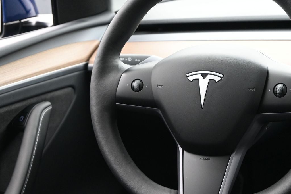 2023 Tesla Model Y Standard AWD