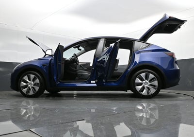 2023 Tesla Model Y Standard AWD