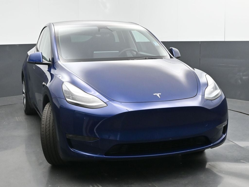 2023 Tesla Model Y Standard AWD