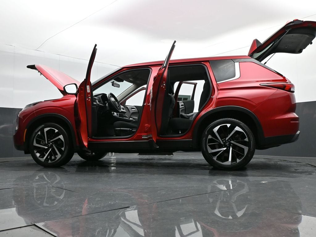 2022 Mitsubishi Outlander ES