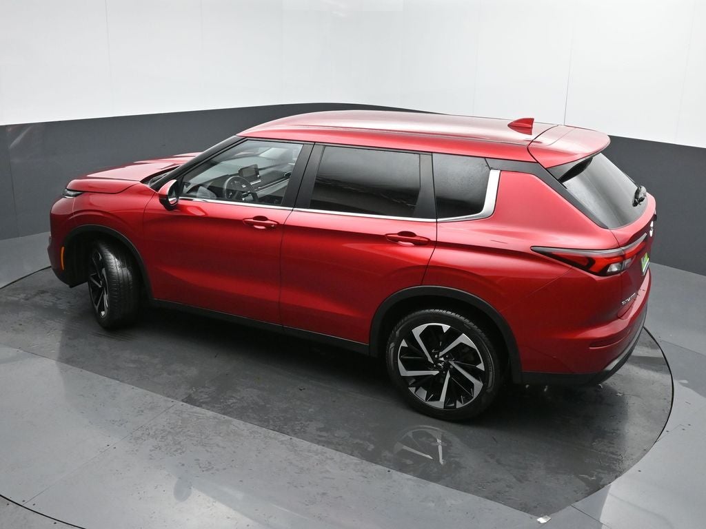 2022 Mitsubishi Outlander ES