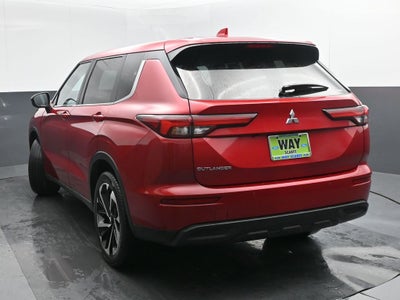 2022 Mitsubishi Outlander ES