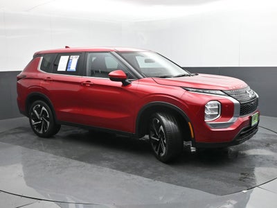 2022 Mitsubishi Outlander ES