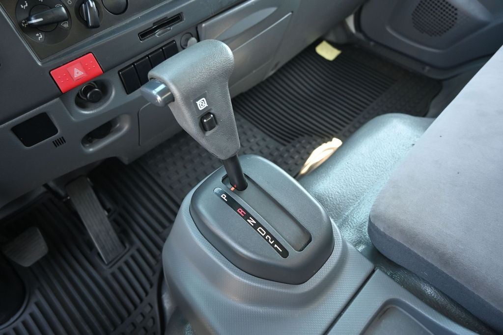 2013 Isuzu NPR Box Van NPR XD
