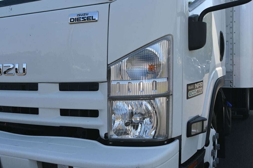 2013 Isuzu NPR Box Van NPR XD