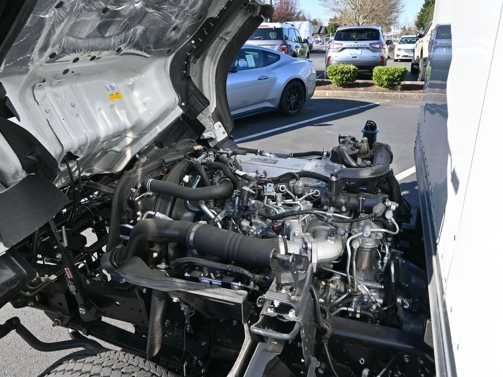 2024 Isuzu NPR Base