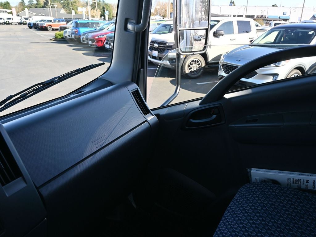 2024 Isuzu NPR Base