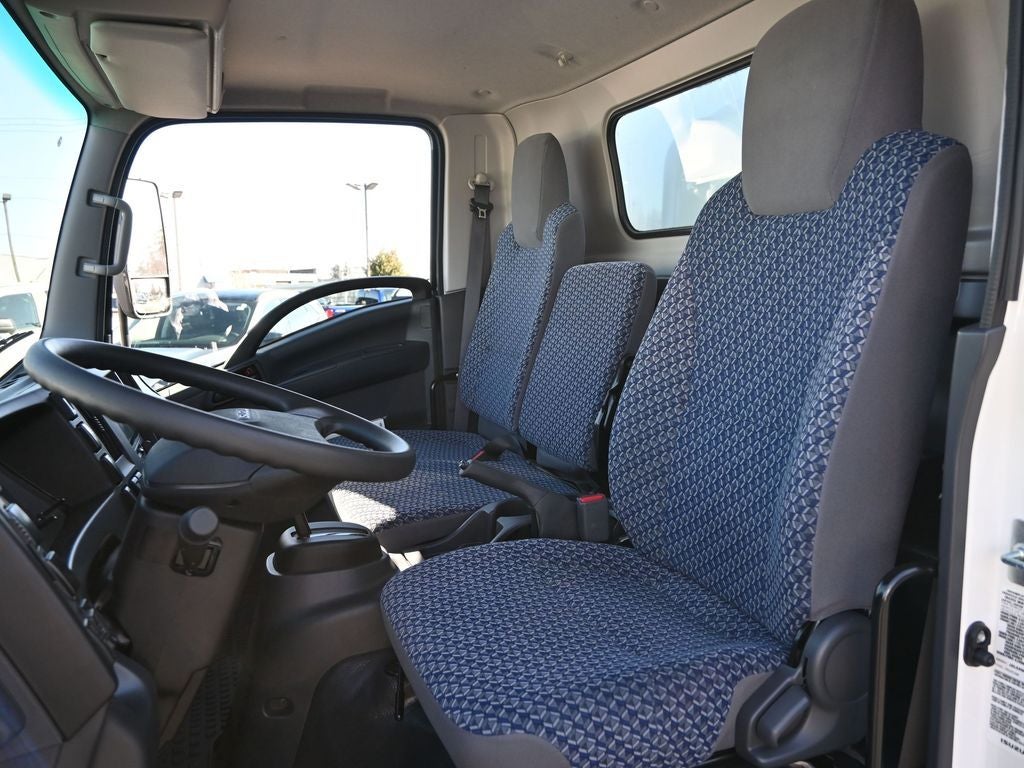 2024 Isuzu NPR Base