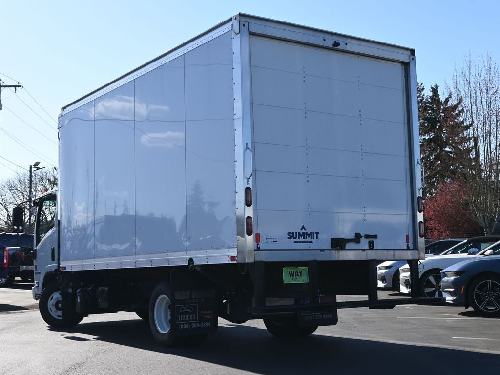 2024 Isuzu NPR Base