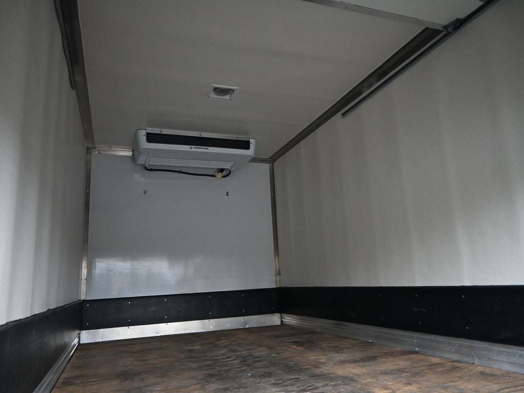 2016 Isuzu 14' reefer box with standby 14' reefer with standby 14' reefer Box with Thermoking and standby