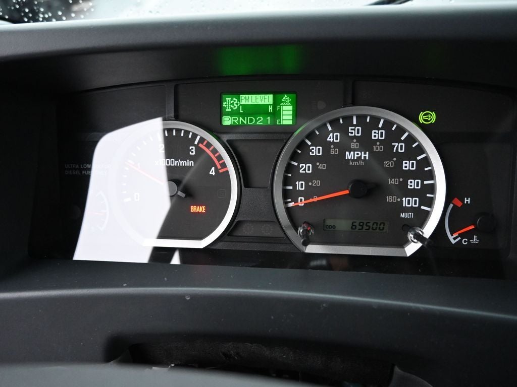 2016 Isuzu 14' reefer box with standby 14' reefer with standby 14' reefer Box with Thermoking and standby