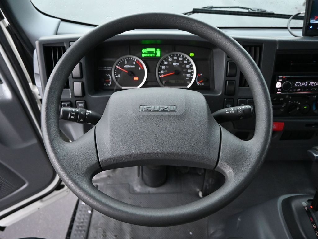 2016 Isuzu 14' reefer box with standby 14' reefer with standby 14' reefer Box with Thermoking and standby