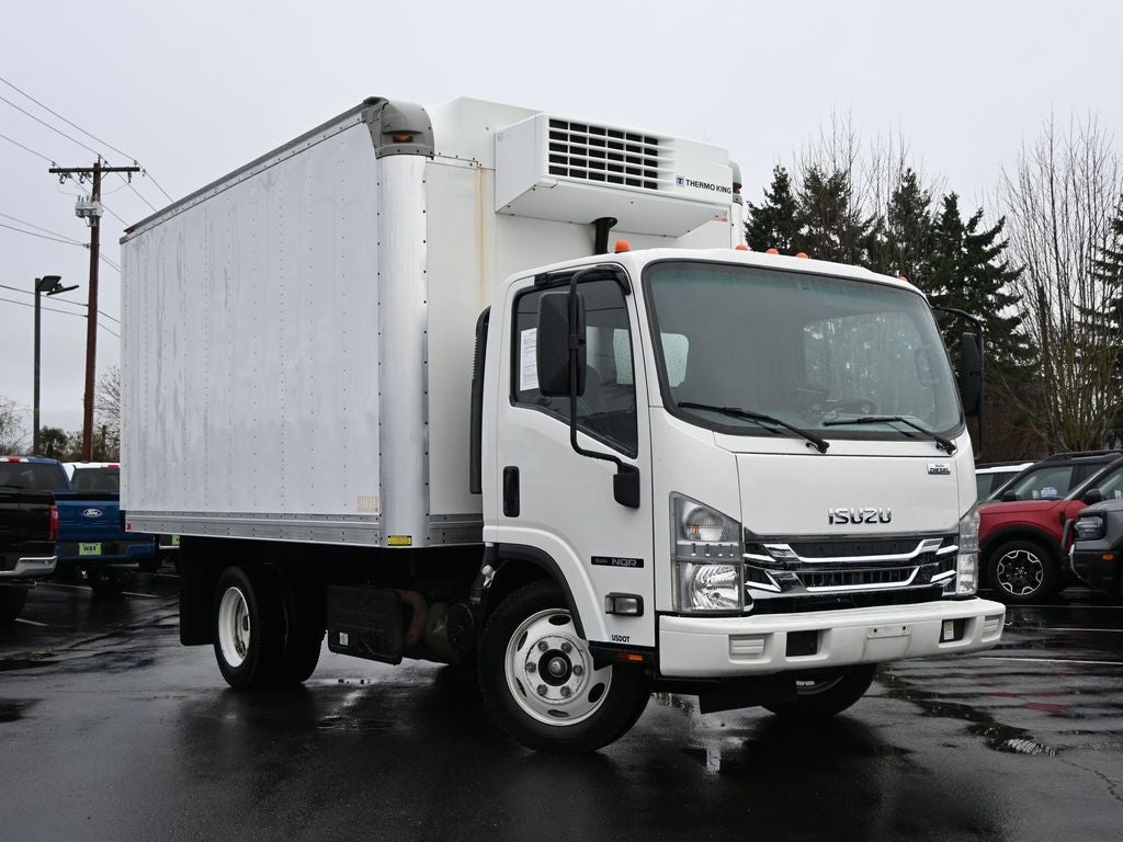 2016 Isuzu 14' reefer box with standby 14' reefer with standby 14' reefer Box with Thermoking and standby