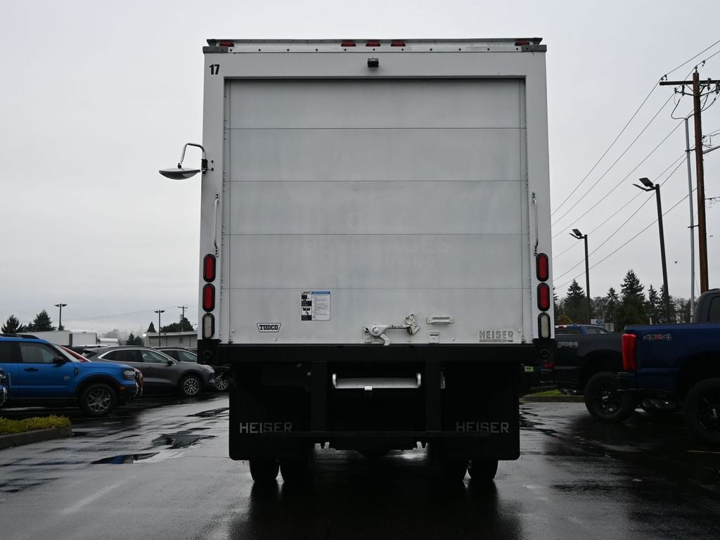 2016 Isuzu 14' reefer box with standby 14' reefer with standby 14' reefer Box with Thermoking and standby