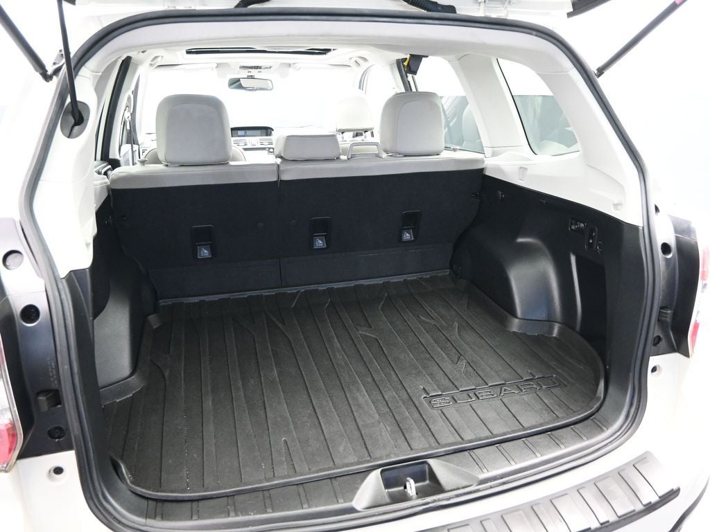 2016 Subaru Forester 2.5i Touring