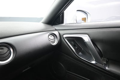 2011 Nissan GT-R Premium