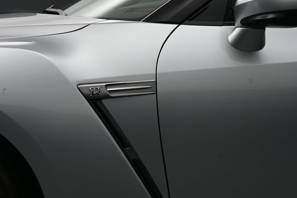2011 Nissan GT-R Premium