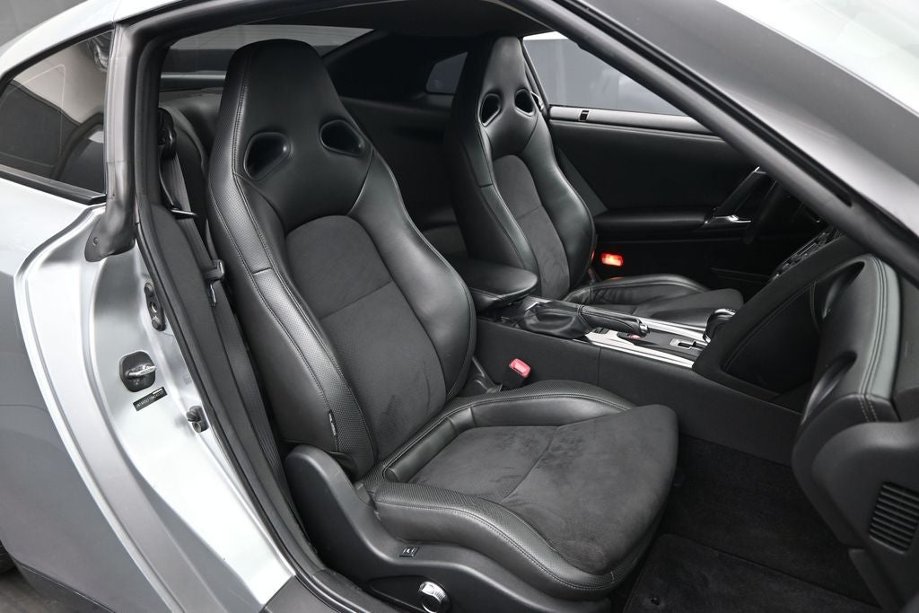 2011 Nissan GT-R Premium