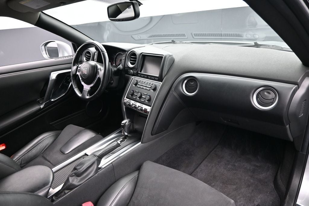 2011 Nissan GT-R Premium